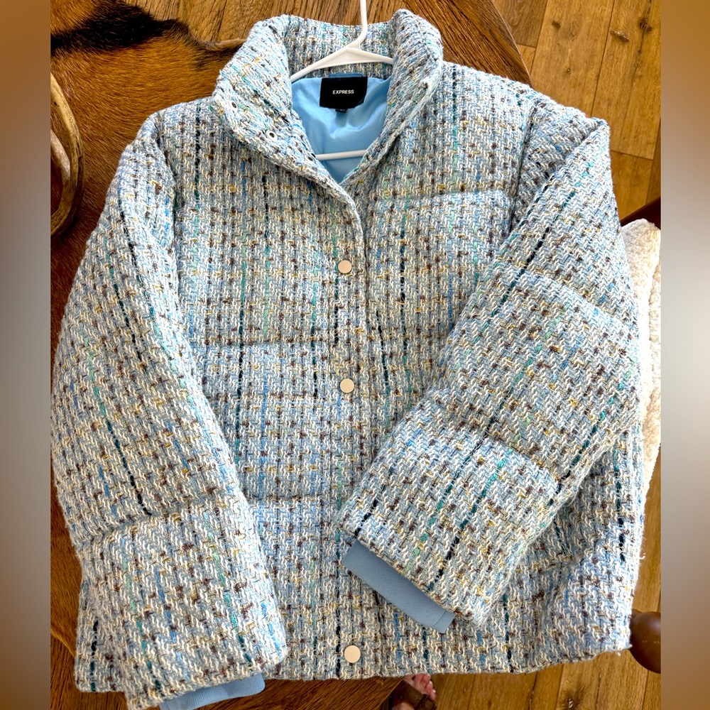 Express tweed puffer size medium